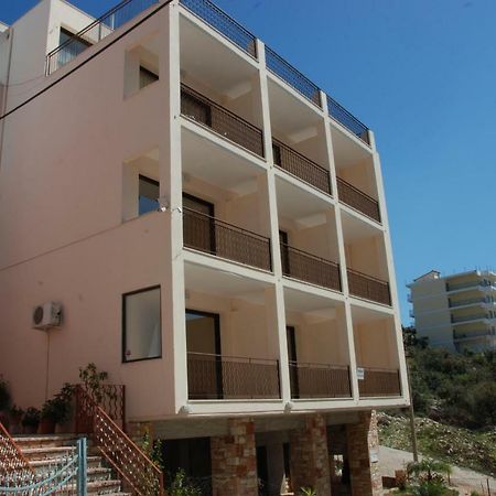 Nikos Hotel&Apartments Sarandë Exterior foto